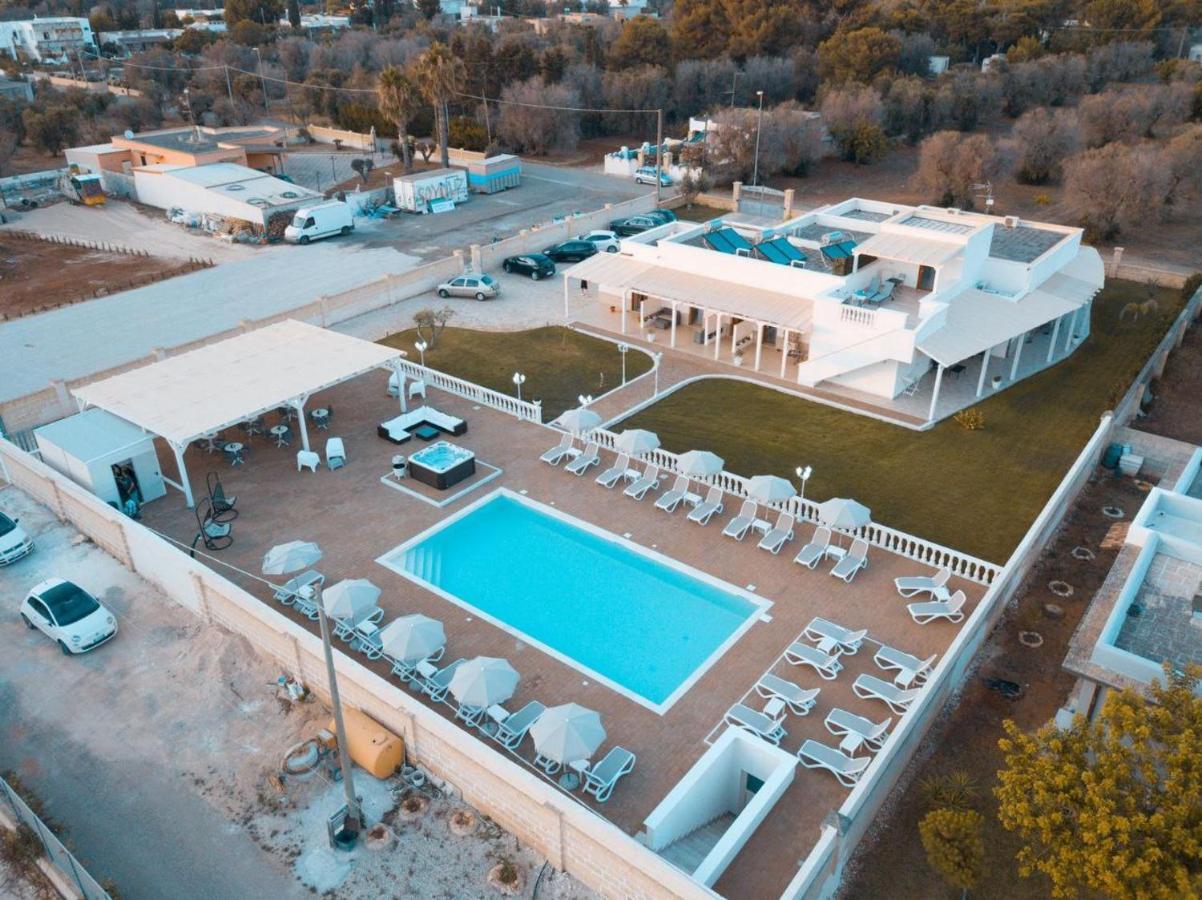 La Palazzina Bed & Breakfast Порто-Чезарео Екстер'єр фото