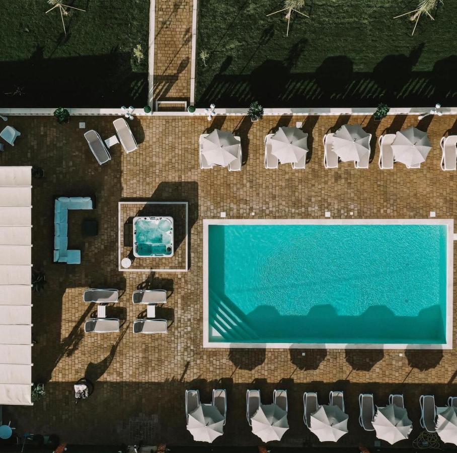 La Palazzina Bed & Breakfast Порто-Чезарео Екстер'єр фото