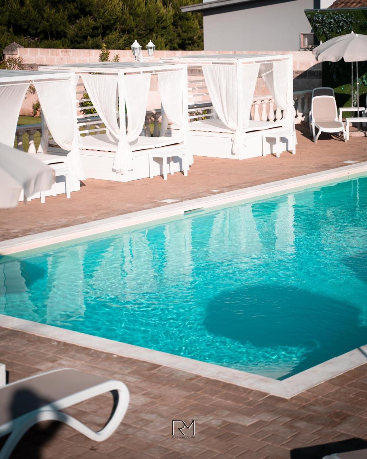 La Palazzina Bed & Breakfast Порто-Чезарео Екстер'єр фото