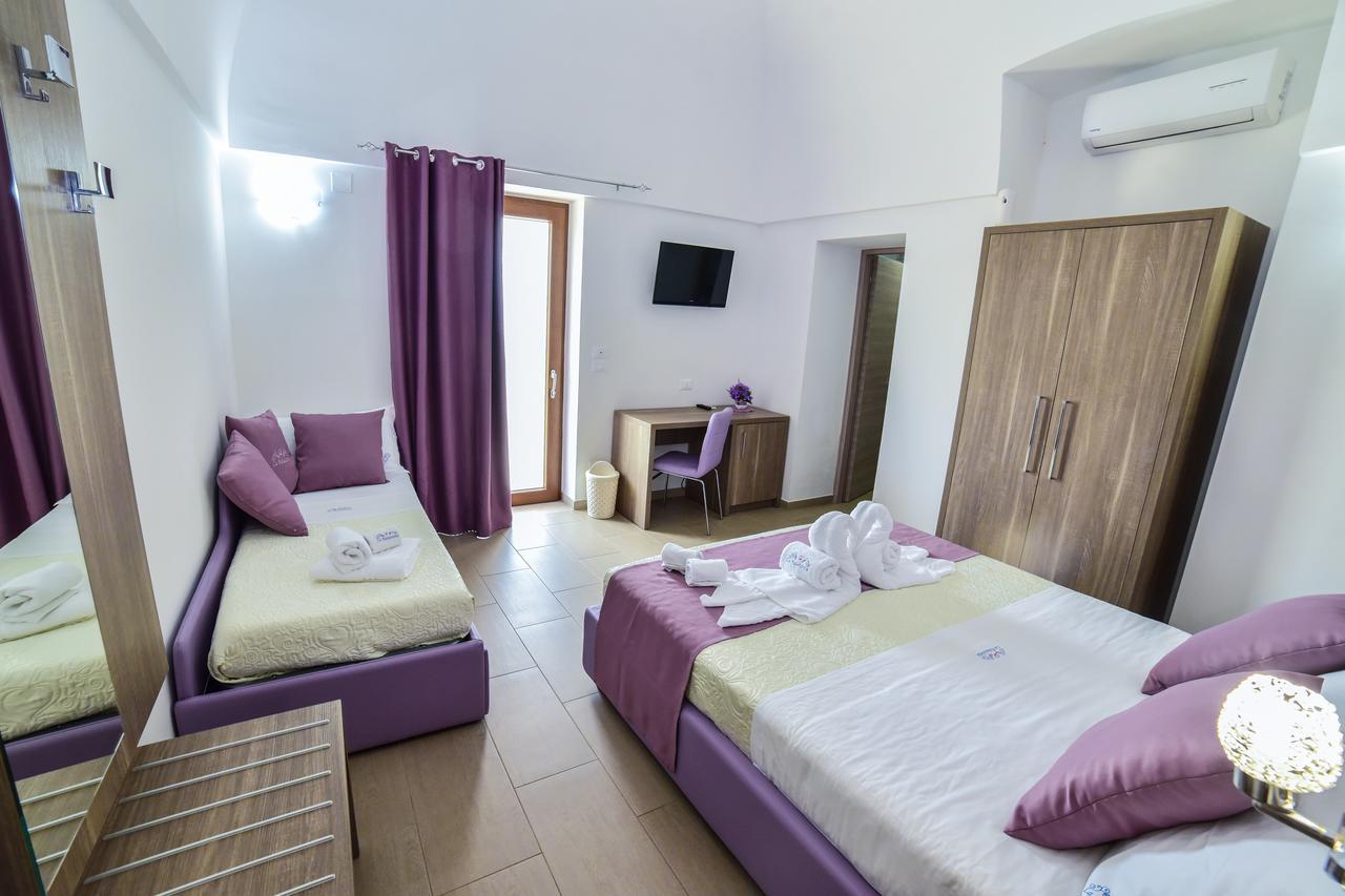 La Palazzina Bed & Breakfast Порто-Чезарео Екстер'єр фото