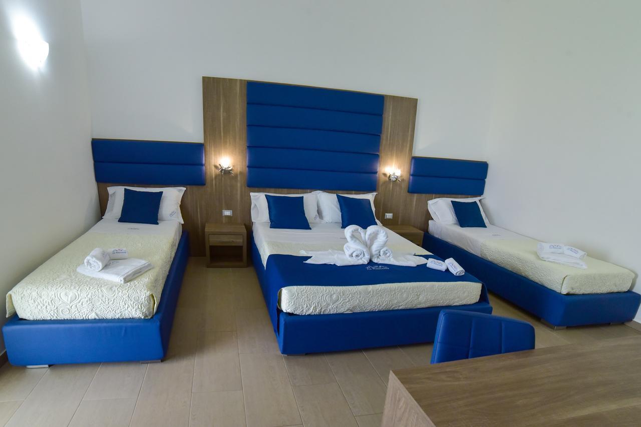 La Palazzina Bed & Breakfast Порто-Чезарео Екстер'єр фото